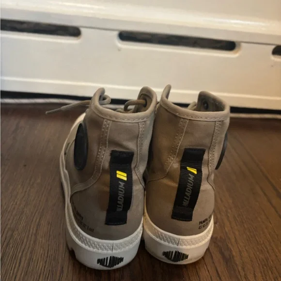 Palladium PAMPA HI Light Tan/khaki Canvas Boots - Picture 4 of 8